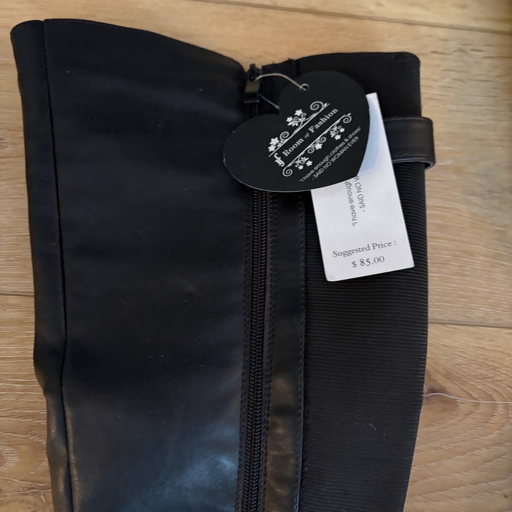 Elegant Black Over the Knee Boots - Picture 2 of 7